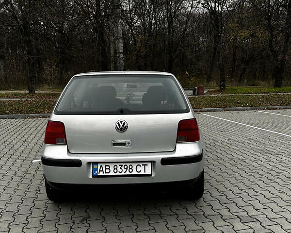 Сірий Фольксваген Гольф, об'ємом двигуна 1.4 л та пробігом 250 тис. км за 2850 $, фото 2 на Automoto.ua