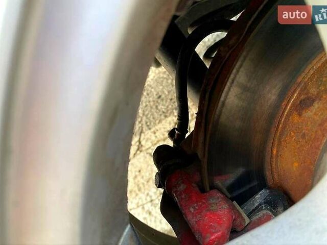 Серый Фольксваген Гольф, объемом двигателя 1.8 л и пробегом 228 тыс. км за 3999 $, фото 4 на Automoto.ua