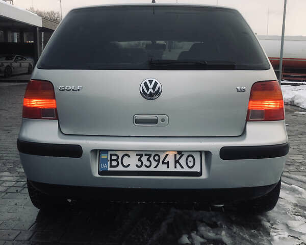 Серый Фольксваген Гольф, объемом двигателя 1.6 л и пробегом 206 тыс. км за 3999 $, фото 9 на Automoto.ua