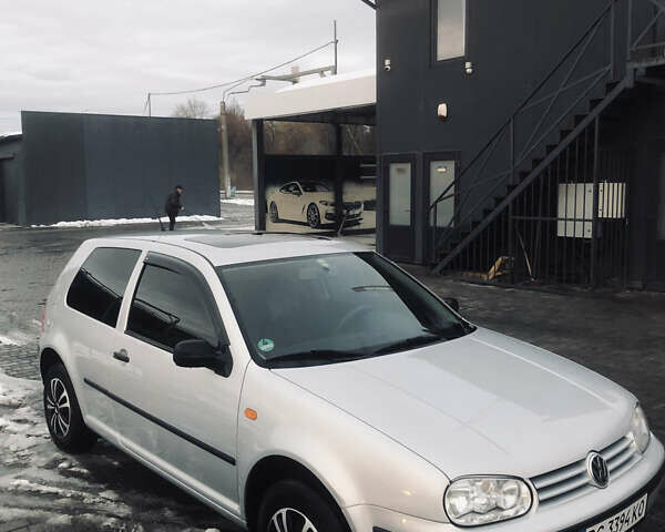 Серый Фольксваген Гольф, объемом двигателя 1.6 л и пробегом 206 тыс. км за 3999 $, фото 5 на Automoto.ua