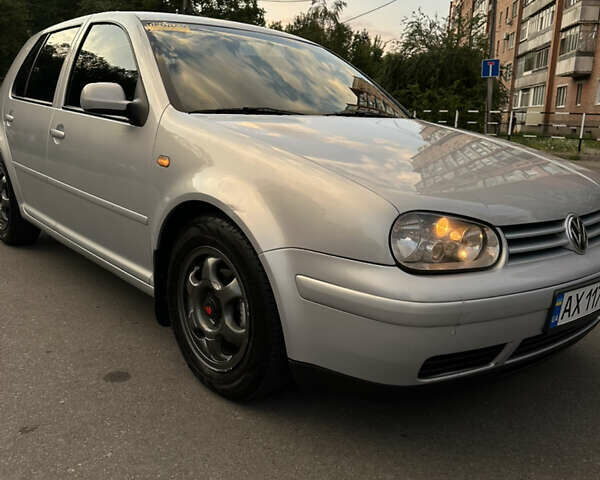 Сірий Фольксваген Гольф, об'ємом двигуна 1.6 л та пробігом 280 тис. км за 4000 $, фото 1 на Automoto.ua