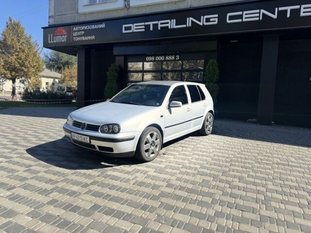 Серый Фольксваген Гольф, объемом двигателя 1.6 л и пробегом 250 тыс. км за 4200 $, фото 1 на Automoto.ua