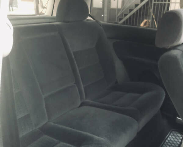 Серый Фольксваген Гольф, объемом двигателя 1.6 л и пробегом 206 тыс. км за 3999 $, фото 17 на Automoto.ua