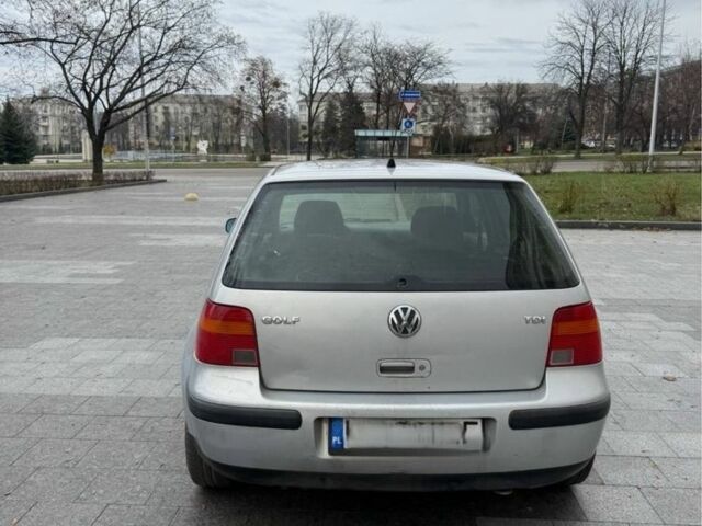 Серый Фольксваген Гольф, объемом двигателя 0 л и пробегом 300 тыс. км за 2126 $, фото 3 на Automoto.ua