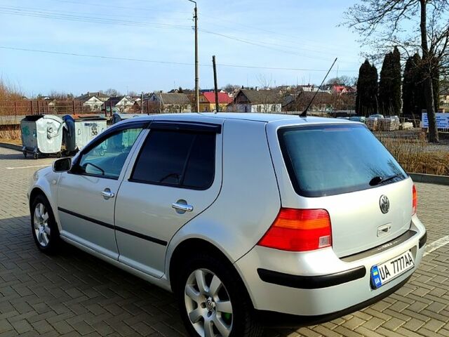 Серый Фольксваген Гольф, объемом двигателя 14 л и пробегом 318 тыс. км за 4100 $, фото 4 на Automoto.ua