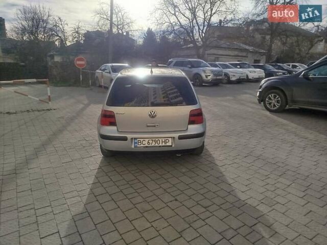 Серый Фольксваген Гольф, объемом двигателя 1.6 л и пробегом 279 тыс. км за 3000 $, фото 5 на Automoto.ua