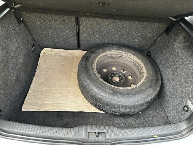 Сірий Фольксваген Гольф, об'ємом двигуна 1.4 л та пробігом 254 тис. км за 3800 $, фото 6 на Automoto.ua