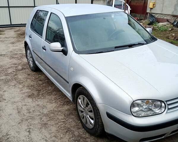 Сірий Фольксваген Гольф, об'ємом двигуна 1.6 л та пробігом 300 тис. км за 3700 $, фото 8 на Automoto.ua