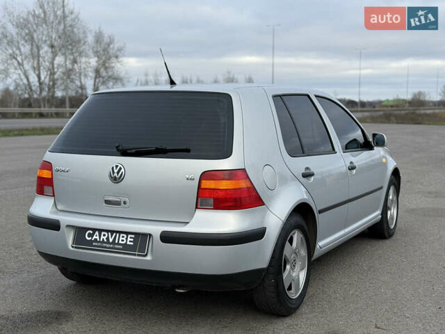 Серый Фольксваген Гольф, объемом двигателя 1.6 л и пробегом 300 тыс. км за 5200 $, фото 11 на Automoto.ua
