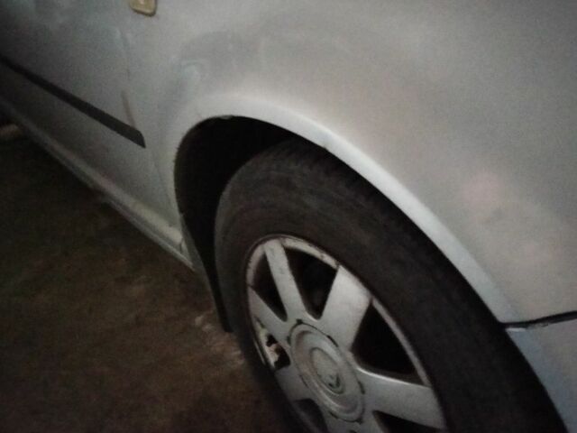 Серый Фольксваген Гольф, объемом двигателя 2 л и пробегом 420 тыс. км за 900 $, фото 2 на Automoto.ua