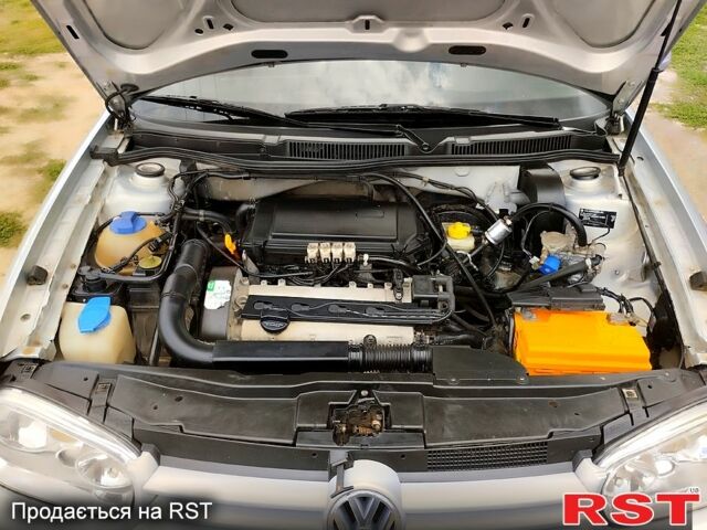 Серый Фольксваген Гольф, объемом двигателя 1.4 л и пробегом 279 тыс. км за 3399 $, фото 11 на Automoto.ua