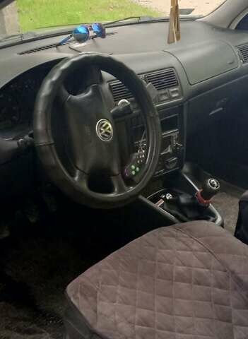 Серый Фольксваген Гольф, объемом двигателя 1.39 л и пробегом 180 тыс. км за 3300 $, фото 6 на Automoto.ua