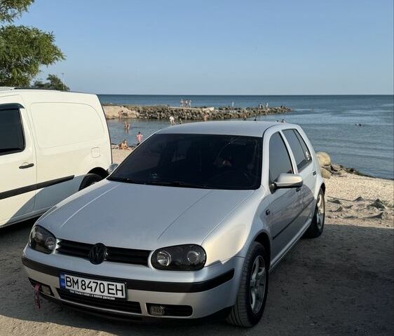 Серый Фольксваген Гольф, объемом двигателя 1.4 л и пробегом 295 тыс. км за 4300 $, фото 6 на Automoto.ua