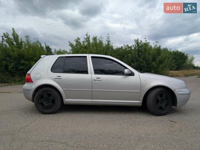 Серый Фольксваген Гольф, объемом двигателя 1.39 л и пробегом 146 тыс. км за 4500 $, фото 8 на Automoto.ua