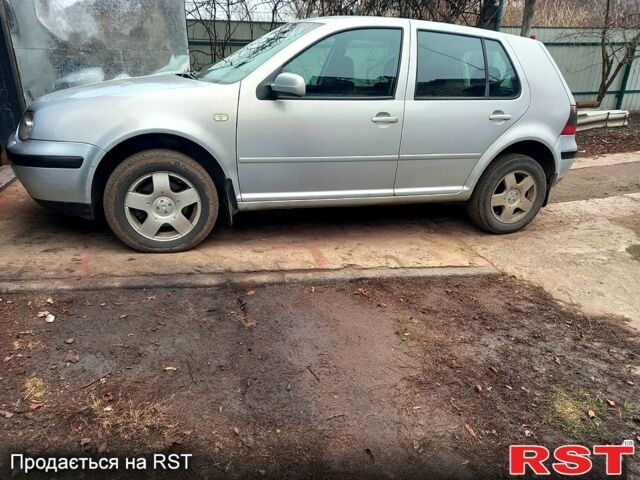 Серый Фольксваген Гольф, объемом двигателя 1.9 л и пробегом 370 тыс. км за 5200 $, фото 2 на Automoto.ua