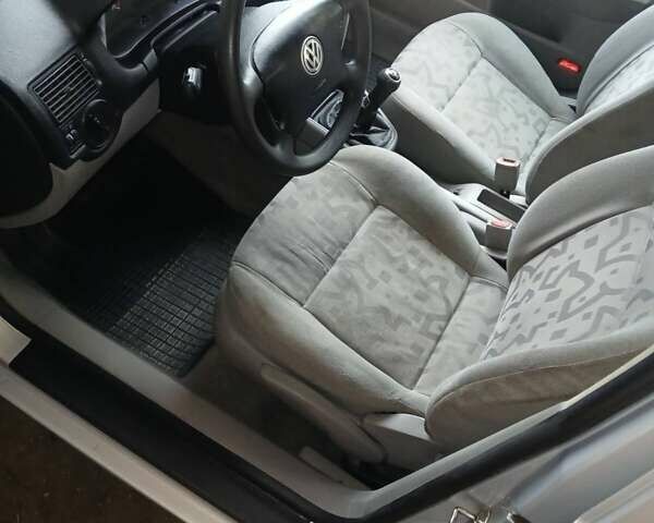 Фольксваген Гольф 1999 у Івано-Франківську на Automoto.ua Сірий Фольксваген Гольф, об'ємом двигуна 1.39 л та пробігом 179 тис. км за 3500 $, фото 3 на Automoto.ua