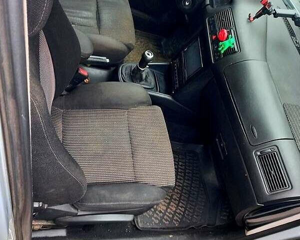 Серый Фольксваген Гольф, объемом двигателя 1.9 л и пробегом 370 тыс. км за 5200 $, фото 5 на Automoto.ua