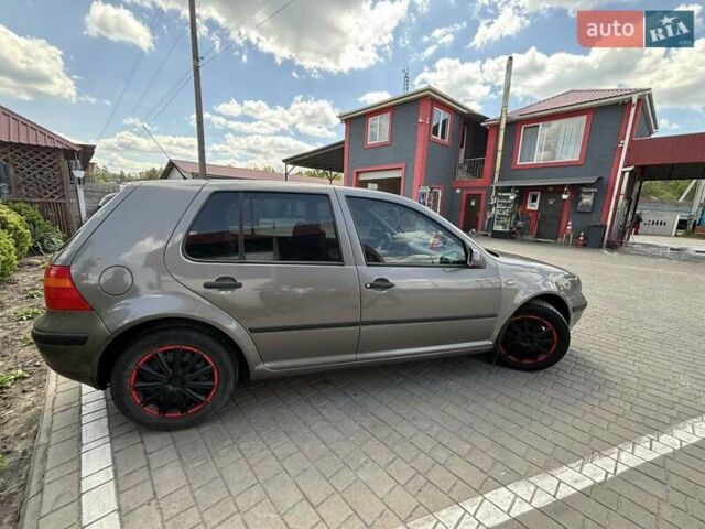 Серый Фольксваген Гольф, объемом двигателя 1.4 л и пробегом 270 тыс. км за 3900 $, фото 10 на Automoto.ua