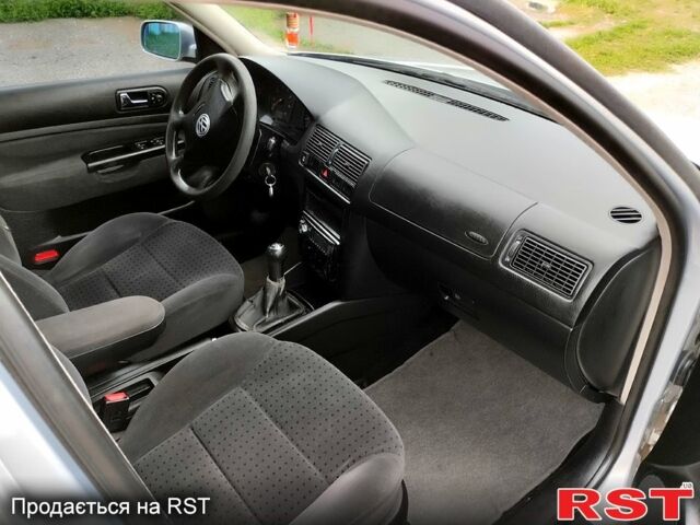 Серый Фольксваген Гольф, объемом двигателя 1.4 л и пробегом 279 тыс. км за 3399 $, фото 12 на Automoto.ua