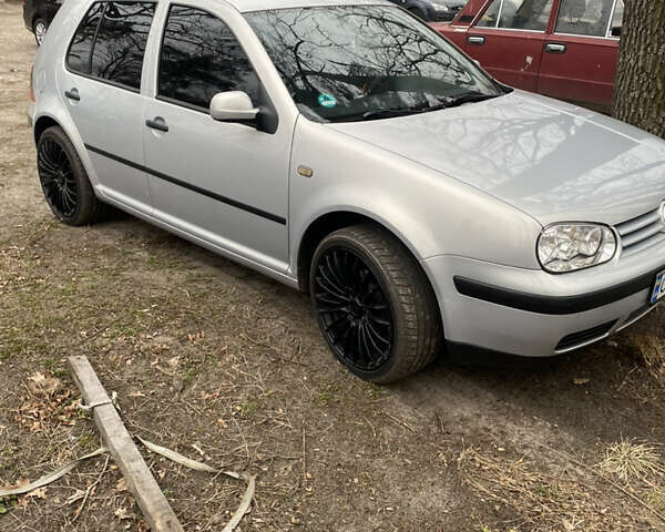 Серый Фольксваген Гольф, объемом двигателя 2 л и пробегом 160 тыс. км за 4499 $, фото 4 на Automoto.ua