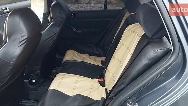 Серый Фольксваген Гольф, объемом двигателя 1.39 л и пробегом 238 тыс. км за 3500 $, фото 11 на Automoto.ua