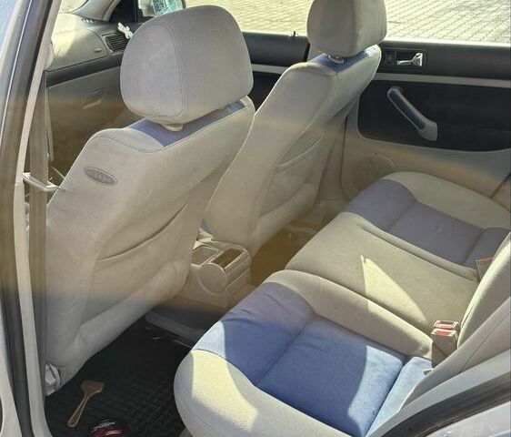 Фольксваген Гольф 1999 у Кам'янське (Дніпродзержинськ) на Automoto.ua Сірий Фольксваген Гольф, об'ємом двигуна 1.6 л та пробігом 300 тис. км за 3500 $, фото 6 на Automoto.ua