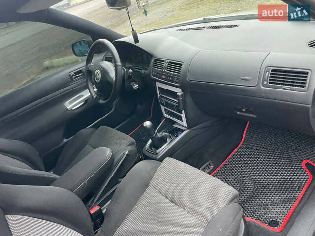 Сірий Фольксваген Гольф, об'ємом двигуна 1.78 л та пробігом 215 тис. км за 3800 $, фото 5 на Automoto.ua
