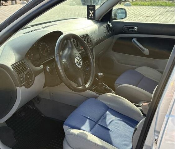 Фольксваген Гольф 1999 у Кам'янське (Дніпродзержинськ) на Automoto.ua Сірий Фольксваген Гольф, об'ємом двигуна 1.6 л та пробігом 300 тис. км за 3500 $, фото 5 на Automoto.ua