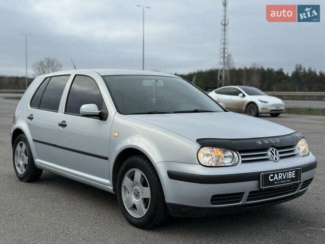 Серый Фольксваген Гольф, объемом двигателя 1.6 л и пробегом 300 тыс. км за 5200 $, фото 19 на Automoto.ua