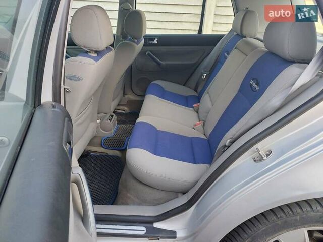 Сірий Фольксваген Гольф, об'ємом двигуна 1.6 л та пробігом 256 тис. км за 4200 $, фото 16 на Automoto.ua