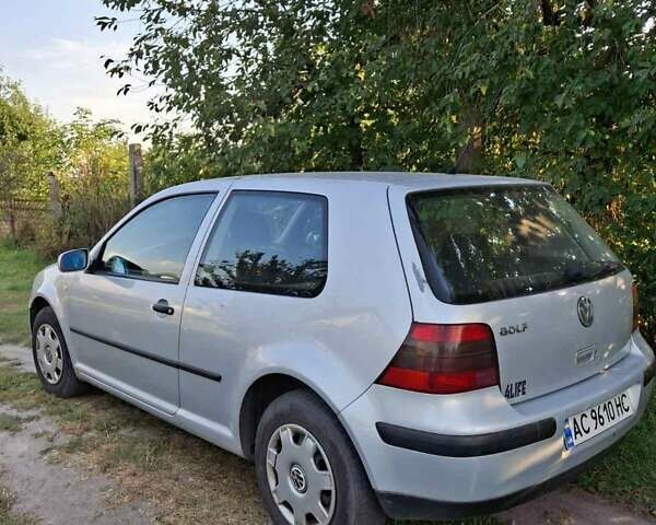 Серый Фольксваген Гольф, объемом двигателя 1.39 л и пробегом 203 тыс. км за 2450 $, фото 8 на Automoto.ua