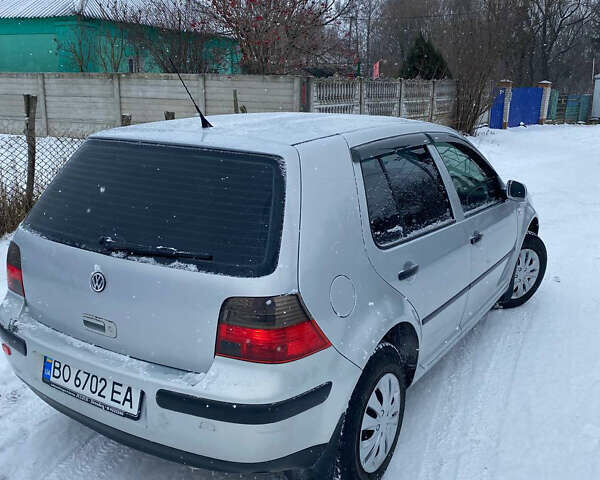 Серый Фольксваген Гольф, объемом двигателя 1.4 л и пробегом 216 тыс. км за 3450 $, фото 2 на Automoto.ua