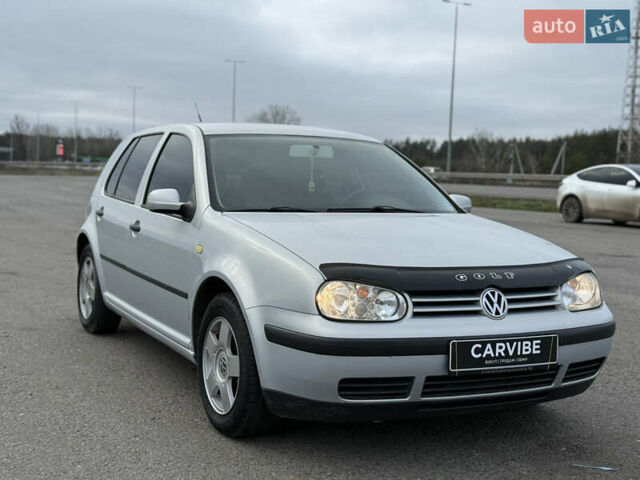 Серый Фольксваген Гольф, объемом двигателя 1.6 л и пробегом 300 тыс. км за 5200 $, фото 20 на Automoto.ua