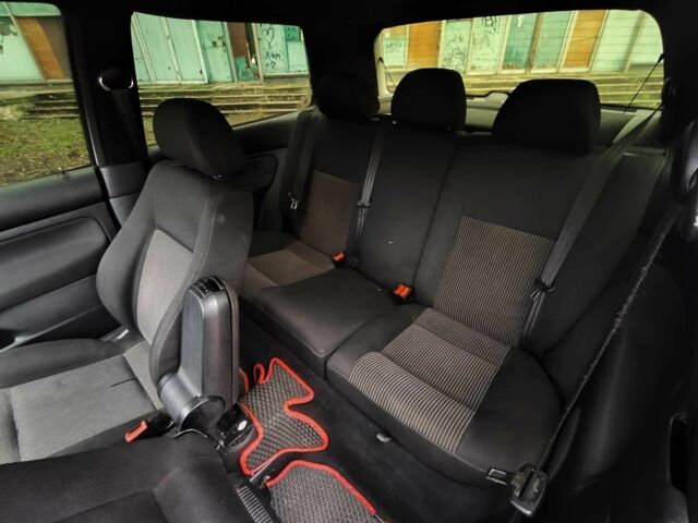 Серый Фольксваген Гольф, объемом двигателя 1.8 л и пробегом 214 тыс. км за 3999 $, фото 18 на Automoto.ua