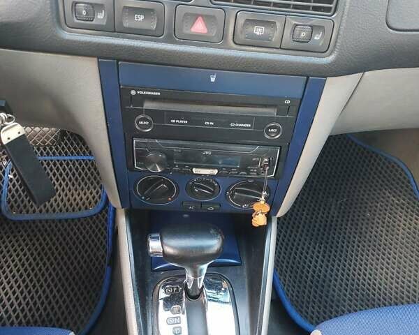 Сірий Фольксваген Гольф, об'ємом двигуна 1.6 л та пробігом 256 тис. км за 4200 $, фото 8 на Automoto.ua