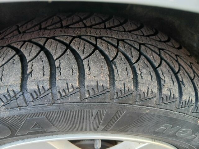 Серый Фольксваген Гольф, объемом двигателя 1.6 л и пробегом 185 тыс. км за 5200 $, фото 9 на Automoto.ua