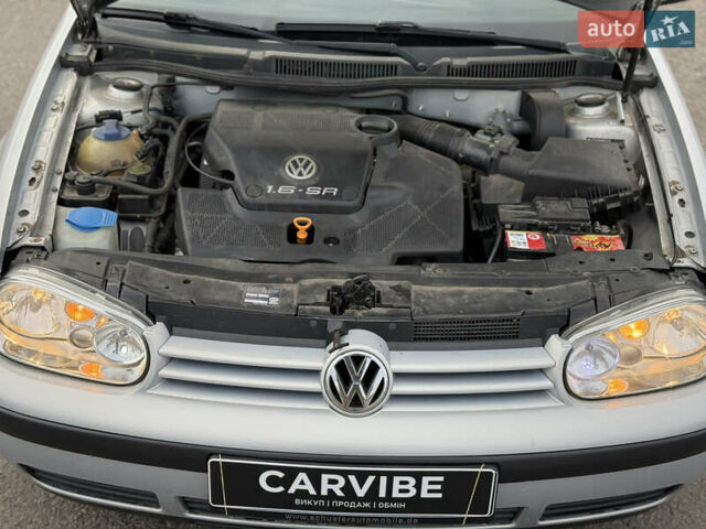 Серый Фольксваген Гольф, объемом двигателя 1.6 л и пробегом 300 тыс. км за 5200 $, фото 28 на Automoto.ua