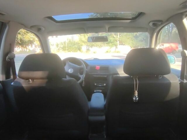 Серый Фольксваген Гольф, объемом двигателя 2 л и пробегом 250 тыс. км за 1400 $, фото 1 на Automoto.ua