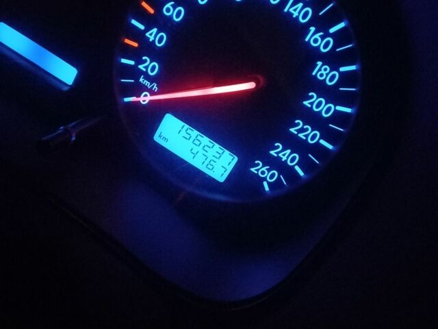 Серый Фольксваген Гольф, объемом двигателя 1.6 л и пробегом 155 тыс. км за 2200 $, фото 6 на Automoto.ua