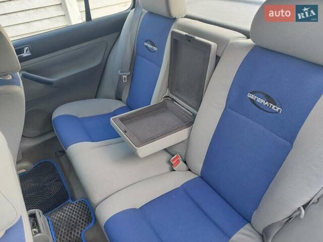 Сірий Фольксваген Гольф, об'ємом двигуна 1.6 л та пробігом 256 тис. км за 4200 $, фото 18 на Automoto.ua