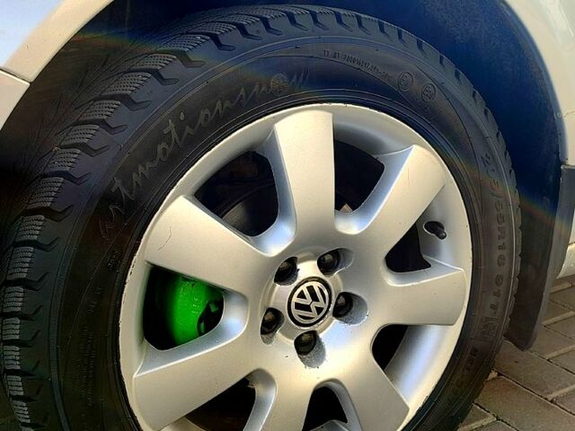 Серый Фольксваген Гольф, объемом двигателя 14 л и пробегом 318 тыс. км за 4100 $, фото 7 на Automoto.ua