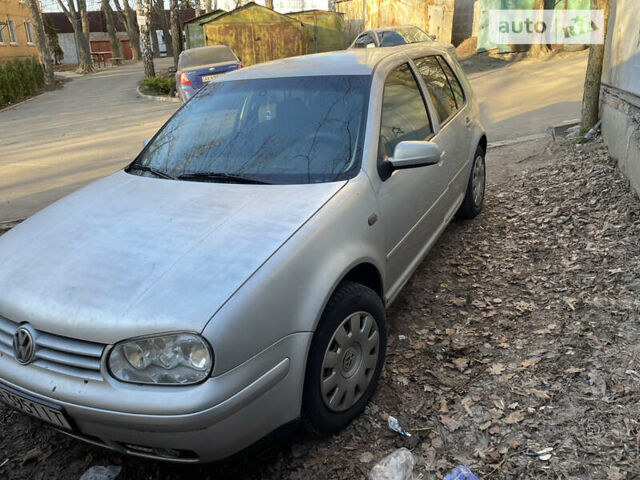 Серый Фольксваген Гольф, объемом двигателя 1.8 л и пробегом 254 тыс. км за 3800 $, фото 1 на Automoto.ua