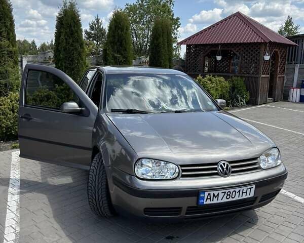 Серый Фольксваген Гольф, объемом двигателя 1.4 л и пробегом 270 тыс. км за 3900 $, фото 15 на Automoto.ua