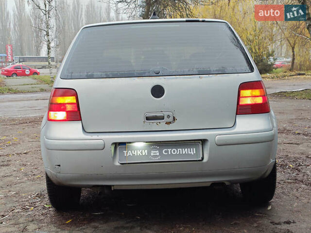 Серый Фольксваген Гольф, объемом двигателя 1.78 л и пробегом 214 тыс. км за 3999 $, фото 6 на Automoto.ua