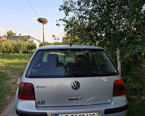 Серый Фольксваген Гольф, объемом двигателя 1.39 л и пробегом 203 тыс. км за 2450 $, фото 18 на Automoto.ua