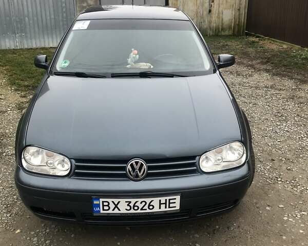 Серый Фольксваген Гольф, объемом двигателя 1.39 л и пробегом 300 тыс. км за 3700 $, фото 3 на Automoto.ua