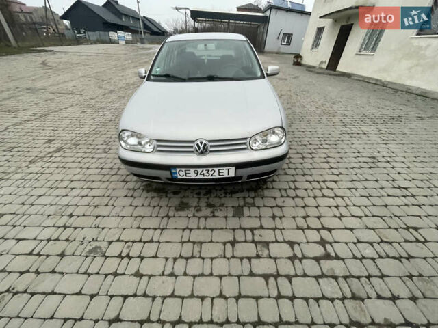 Серый Фольксваген Гольф, объемом двигателя 1.6 л и пробегом 268 тыс. км за 3750 $, фото 1 на Automoto.ua