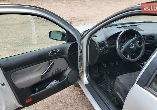 Серый Фольксваген Гольф, объемом двигателя 1.9 л и пробегом 492 тыс. км за 3600 $, фото 22 на Automoto.ua