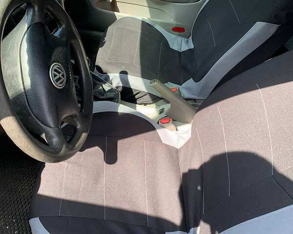 Серый Фольксваген Гольф, объемом двигателя 1.6 л и пробегом 278 тыс. км за 2500 $, фото 7 на Automoto.ua