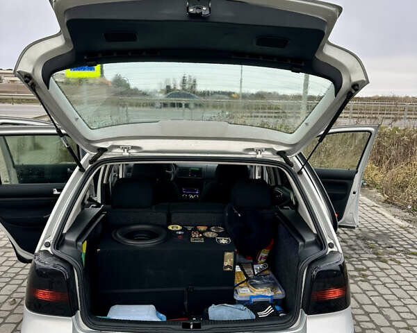 Серый Фольксваген Гольф, объемом двигателя 1.39 л и пробегом 218 тыс. км за 3500 $, фото 6 на Automoto.ua